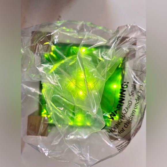 WICKED Movie Lantern Popcorn Bucket NEW - Picture 7 of 7